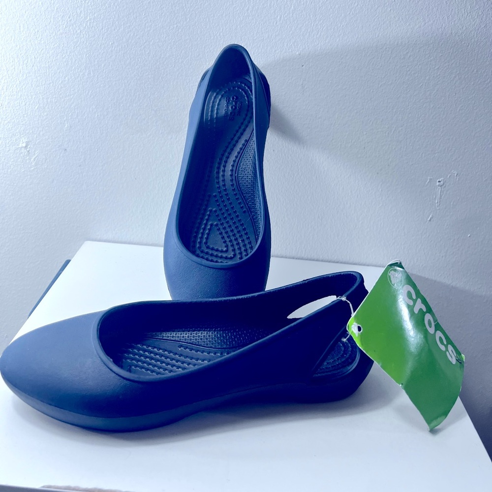 NEW Crocs flats Navy Blue size 4